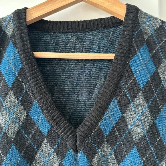 Mens Argyle V Neck Sweater Vest Blue Black Gray Sleeveless Knit Top Size M - Picture 2 of 4